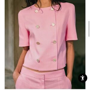 Short Sleeve Double-breasted Blazer. Pink color. Size Medium